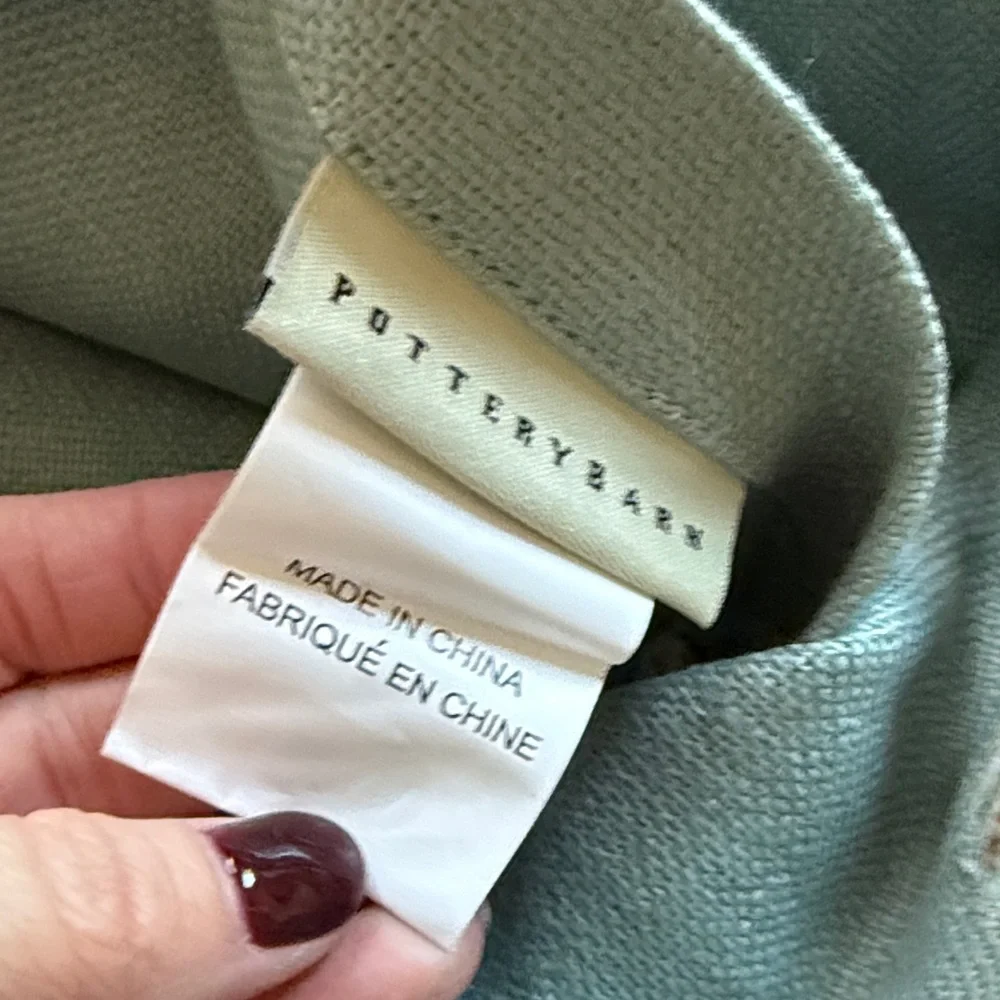 Pottery Barn Chic Light Blue Buttoned Linen Fabric Pillowcase 16” x 26”